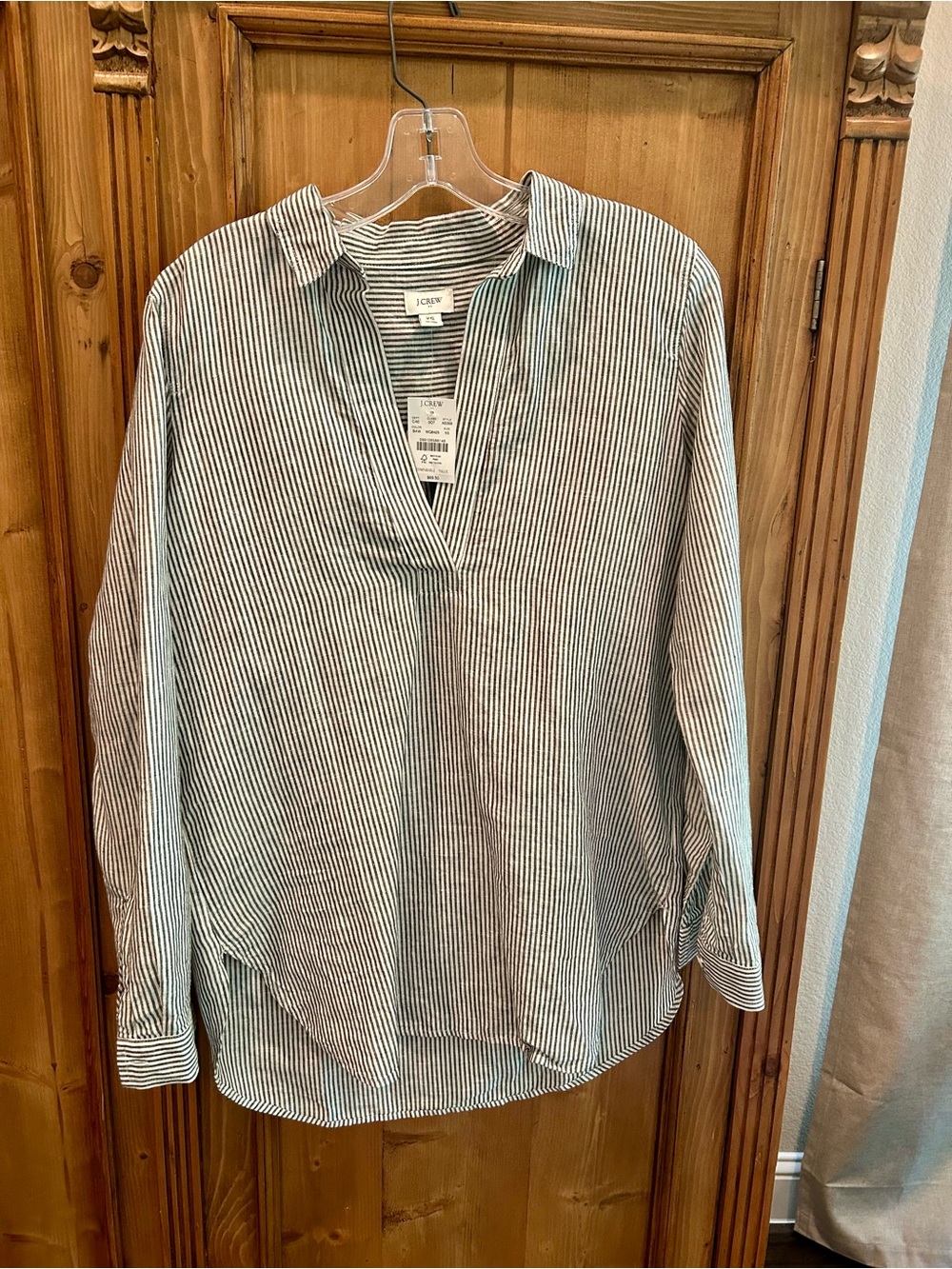 NWT J. Crew Women’s Black and White Striped Button-Down Shirt - XS